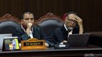 Begini Ekspresi Tim Hukum 02 Saat Dengarkan Putusan Hakim MK