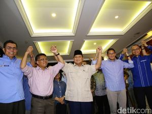 Akan Rapat dengan Parpol Koalisi, Prabowo Tiba di Kertanegara