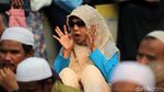 Ragam Aksi Massa Saat Dengarkan Sidang Putusan MK