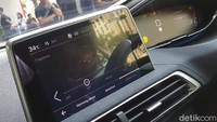 Secara positioning harga, New Peugeot 5008 ditempatkan antara brand Jepang dan mobil buatan Jerman. Foto: Luthfi Anshori/detikOto