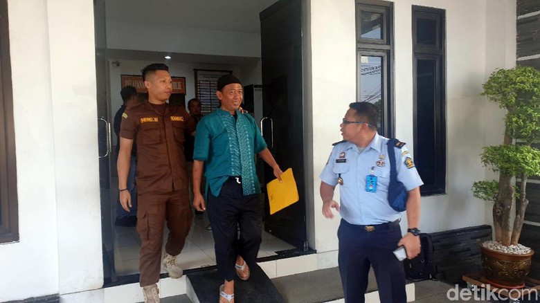 Eks Napi Teroris Kasus Bom Molotov Solo Bebas dari Lapas Nyomplong Eks Napi Teroris Kasus Bom Molotov Solo Bebas dari Lapas Nyomplong