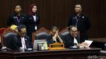 Momen MK Tolak Gugatan Pilpres Prabowo-Sandiaga
