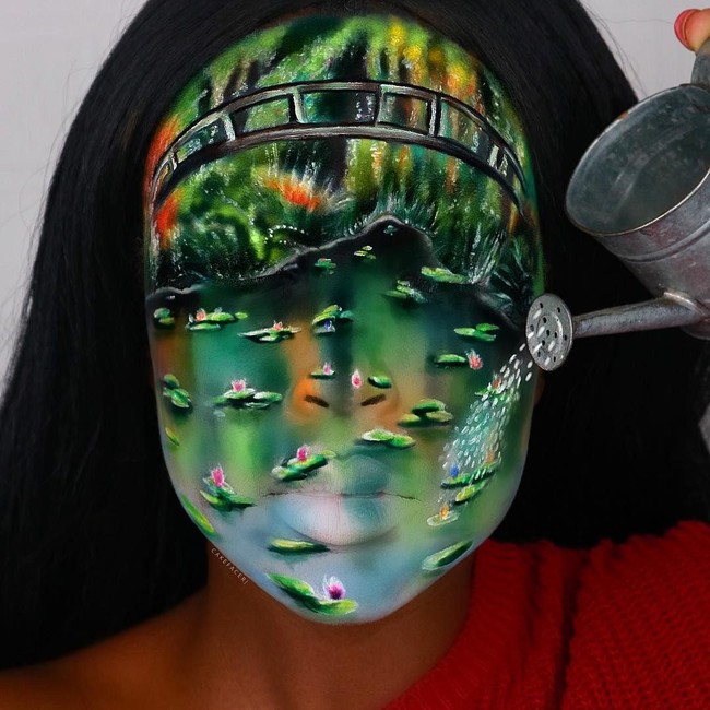 Romanie mengungkapkan bahwa makeupnya terinspirasi dari hal apapun yang dilihatnya. Lingkungan sekitarku yang menginspirasiku, saat aku berjalan-jalan di taman dan melihat danau dan hal itu cukup bagiku untuk menjadikannya makeup di di wajahku, ungkapnya.  Foto: dok. Instagram @cakefacerj