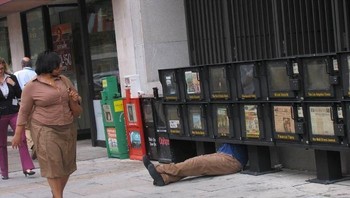 Meski banyak yang takut, tapi ada juga yang memuji dan takjub akan karya Mark yang antimainstream. (Foto: Boredpanda)