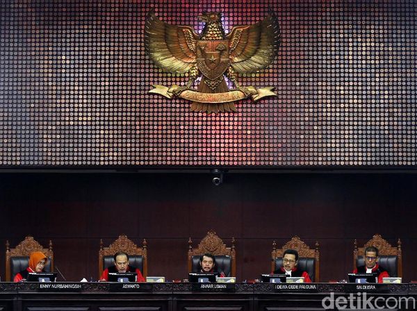 Usai Diskors, Sidang Putusan Gugatan Pilpres Kembali Dilanjutkan