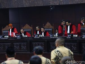 MK Kubur Mimpi Wazir Bupati Pecandu Narkoba Kembali Berlaga di Pilkada