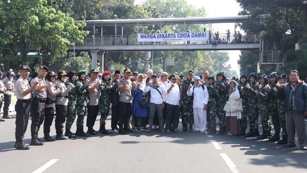 Kapolres Jakpus ke Massa: Tak Ada Halalbihalal di Depan MK, Pulanglah