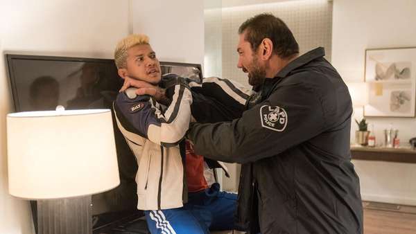 Ngeri! Jawara WWE Dave Bautista Dibanting Iko Uwais Ngeri! Jawara WWE Dave Bautista Dibanting Iko Uwais