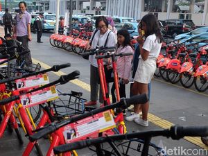 Asyik, Di Thamrin Kini Ada Sepeda Listrik Sewaan Lho