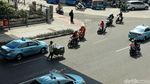 Jalan Dialihkan, Arus Lalu Lintas di Jl Veteran Semrawut