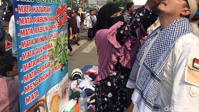 Cerita Para Pencari Rezeki di Aksi Kawal Sidang MK Kemarin