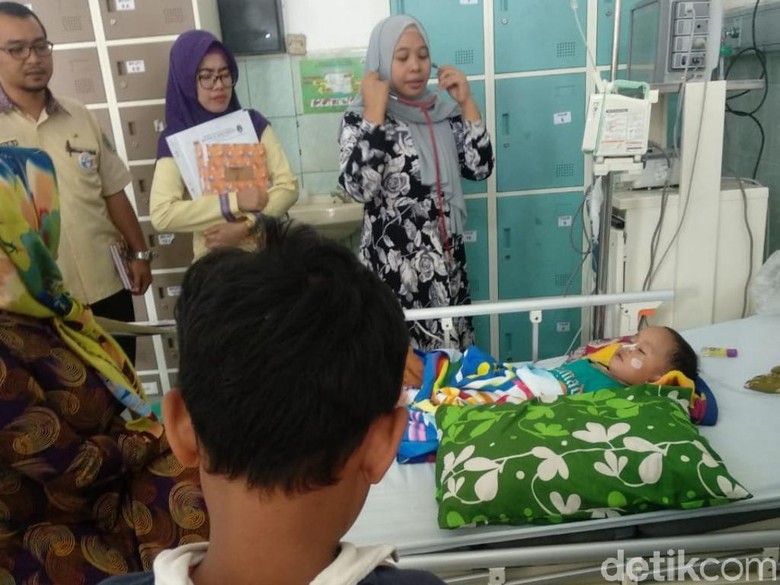 6 Hari Koma, Balita Radang Selaput Otak Akhirnya Dirujuk ke RSUD Bangil 6 Hari Koma, Balita Radang Selaput Otak Akhirnya Dirujuk ke RSUD Bangil
