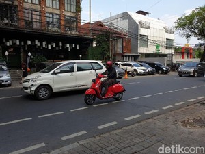 Begini Rasanya Kendarai Vespa GTS 150 yang Tembus Rp 58 Juta
