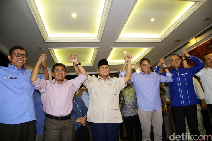 Gerindra: Prabowo Janji Sampaikan Isi Pertemuan dengan Jokowi ke Koalisi