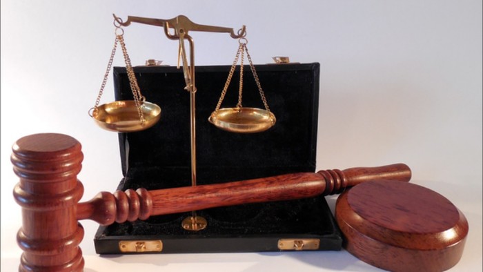 MENGGUGAT KEPASTIAN HUKUM BLBI
