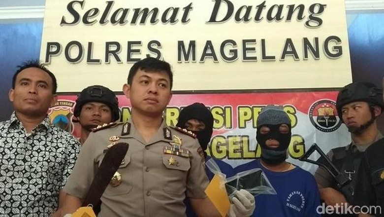 Babat Korban dan Rampas HP, 2 Pelaku Klithih Magelang Ditangkap Babat Korban dan Rampas HP, 2 Pelaku Klithih Magelang Ditangkap