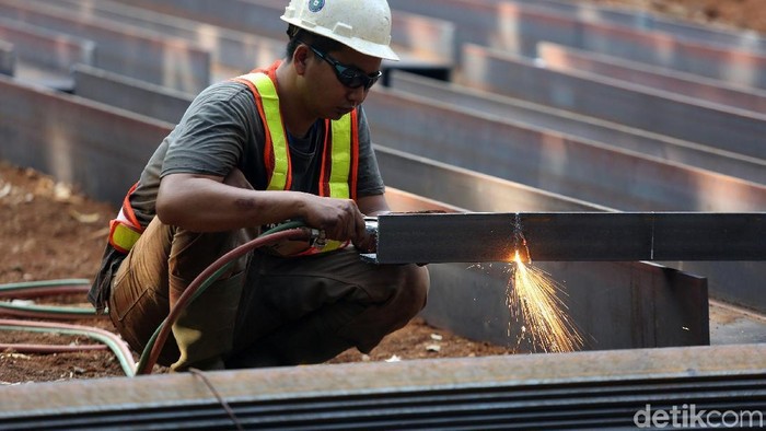 Pembangunannya MRT Jakarta Fase II telah dimulai sejak 24 Maret 2019. MRT Jakarta Fase II akan menghubungkan Bundaran HI-Kota