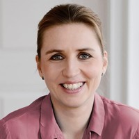 Mette Frederiksen terpilih menjadi Perdana Menteri Denmark. Sosok wanita 41 tahun tersebut menjadi perhatian karena merupakan pemimpin termuda di negaranya. Matte berhasil mengalahkan perdana menteri sebelumnya, Lars Lokke Rasmussen yang menjabat dua kali pemerintahan. Foto: Facebook Mette Frederiksen