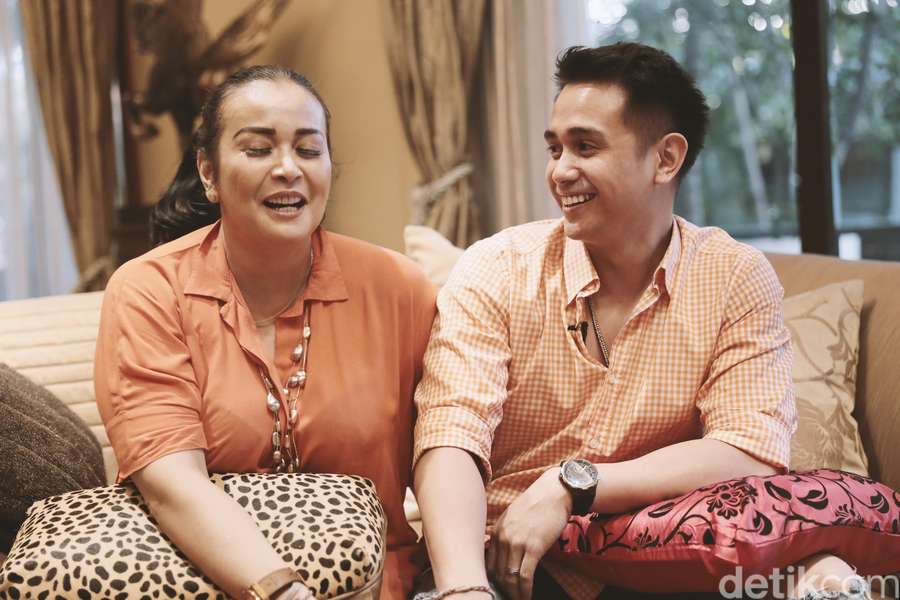 Kisah Cinta Ajun Perwira dan Jennifer Jill, Awal dan Sebabnya - Foto 2