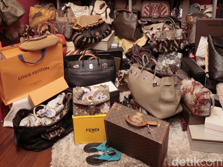 Jangan Iri! Ini Koleksi Mewah Jennifer Jill, Istri Ajun Perwira