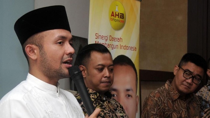 Akbar Himawan maju dalam bursa pencalonan Caketum Hipmi. Putra daerah ini mengusung isu Dorong Perekonomian melalui Potensi Daerah.