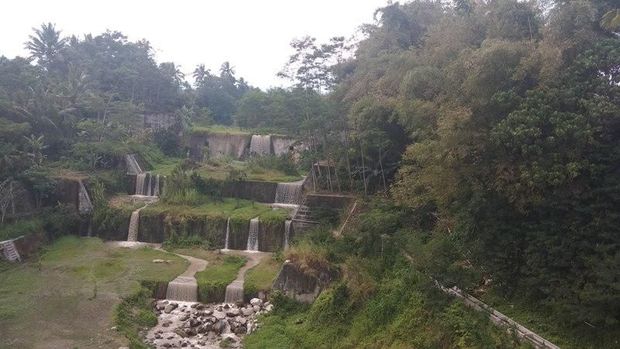 Panorama dari jembatan
