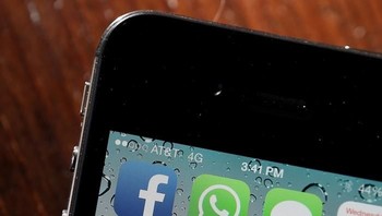 Dalam novel berjudul The Year 4338, yang muncul pada 1835, Prince Vladimir Odoevsky mendeskripsikan berbagai hal dalam media sosial, seperti melakukan update status, blog, hingga platform berbagi pesan. Sekarang semua sudah terwujud. (Foto: GettyImages)