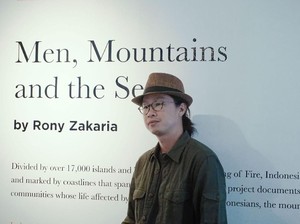 Jepretan 16 Gunung Berapi Aktif Rony Zakaria Dipajang di Jakarta