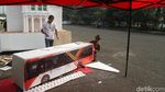 Yuk, Lihat Proses Pembuatan Mobil Hias Jakarnaval