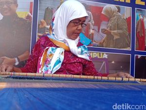 Kain Donggala Unjuk Gigi Dalam Festival Tenun Sulteng 2019