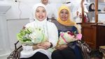 Manisnya Kulineran Ima Patimasang, Putri Khofifah yang Baru Lepas Masa Lajang