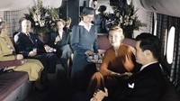 Ada film pertama penerbangan diputar pada tahun 1921, yakni film pendek berjudul Howdy Chicago pada penerbangan Aeromarine Airways ke Kota Windy (Boeing Historical Archives/CNN)