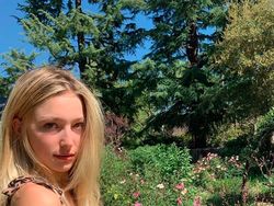 Putri Steve Jobs yang Makin Cantik dan Gemar Party
