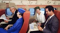  Hingga sampai awal 1960-an bahwa fasilitas menonton film baru disadari sebagai layanan penting dalam sebuah penerbangan (AirlineRatings.com/CNN)