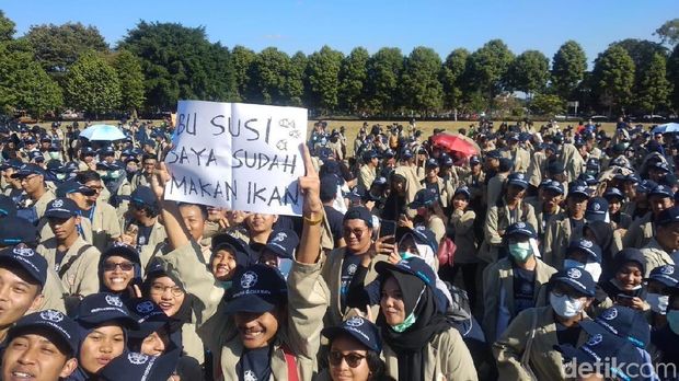 Pelepasan mahasiswa KKN UGM