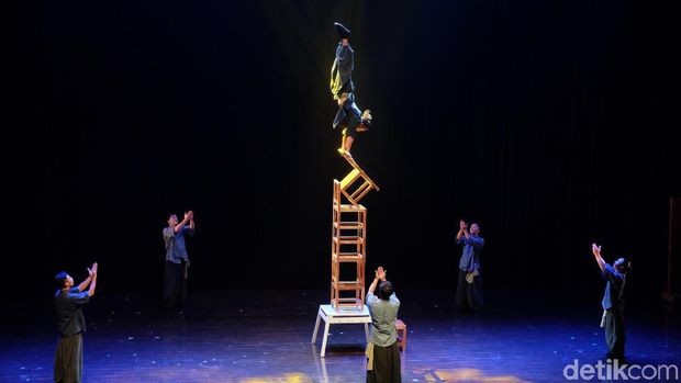 Menikmati Sirkus Akrobatik Taiwan Berbalut Teater di Jakarta