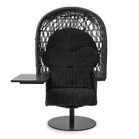 Karya bernilai seni tinggi tentu tak didapat dengan harga murah. Furnitur ciptaan Kenneth dijual mulai dari Rp 9,2 jutaan hingga Rp 56 jutaan. Tertarik beli? Foto: Dok. Boredpanda/Kenneth Cobonpue