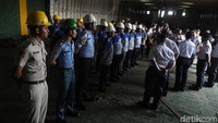 Amiruddin juga berdialog dengan kadet dari sekolah pelayaran.