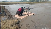 Ini drone yang digunakan untuk menanama benih padi.