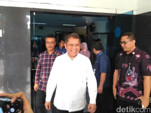 Menkominfo: Bu Risma Bukan Hanya Milik Warga Surabaya