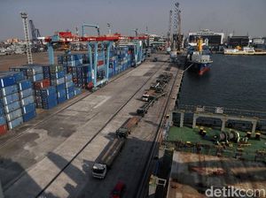 Pak Jokowi! Neraca Dagang RI Masih Jauh dari Surplus