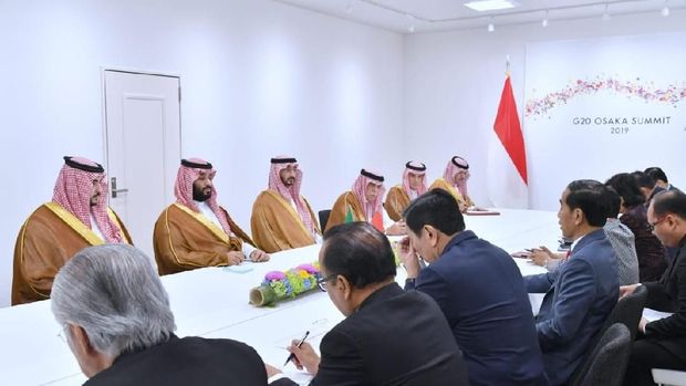 Jokowi Bertemu Pangeran Arab, Apa Kabar Aramco?
