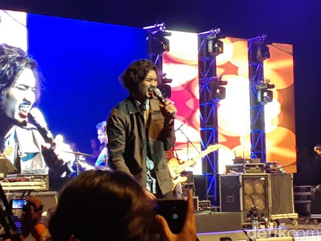 Kumpulan Chord Gitar Lagu-lagu Sheila On 7, Gampang Diikuti dan Dimainkan!
