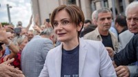 Politisi oposisi Turki, Canan Kaftancioglu terancam bui maksimum 17 tahun atas dakwaan menghina Presiden Recep Tayyip Erdogan dan sejumlah dakwaan lainnya terkait cuitan-cuitannya di Twitter, yang kebanyakan diposting enam tahun lalu. (Foto: AFP)