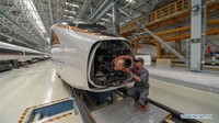 CRRC Changchun Railway Vehicles terutama bergerak dalam pengembangan, produksi dan pemeliharaan beberapa unit listrik (EMU), kendaraan penumpang arus utama berkecepatan tinggi, kendaraan angkutan massal perkotaan dan produk lainnya. Foto: Dok. Xinhua/Zhang Nan