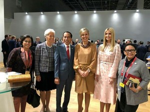 Sri Mulyani hingga Bos IMF, Perempuan Perkasa yang Foto Bareng Jokowi