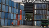 Kabar gembira datang dari neraca perdagangan Indonesia. Setelah beberapa bulan mengalami defisit alias tekor, pada Mei 2019 posisinya berbalik menjadi surplus US$ 210 juta.