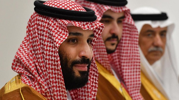 Saudi Arabias Crown Prince Mohammed bin Salman attends a meeting with Russias President Vladimir Putin on the sidelines of the G20 Summit in Osaka, Japan June 29, 2019. Yuri Kadobnov/Pool via REUTERS