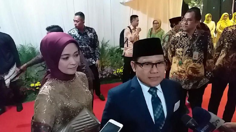 Cak Imin Puji Kenegarawanan Prabowo yang Hormati Putusan MK Cak Imin Puji Kenegarawanan Prabowo yang Hormati Putusan MK