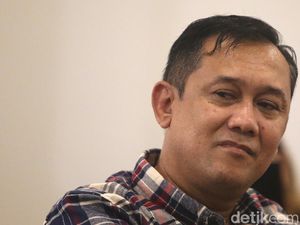 Denny Siregar Respons Bjorka, Bawa-bawa Anies hingga Habib Rizieq